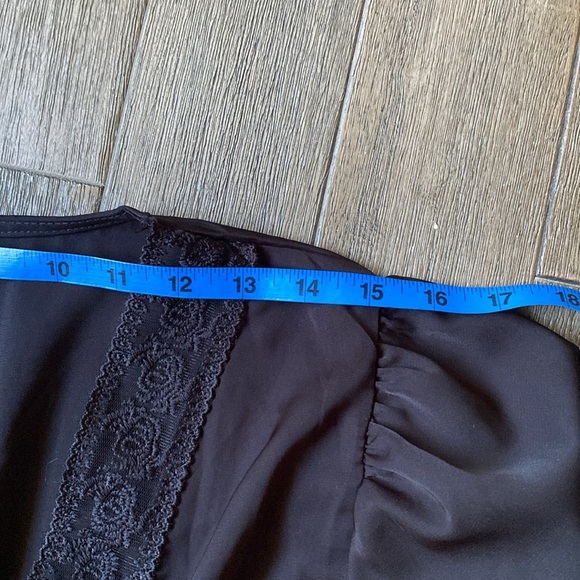 SHEIN Black Puff Sleeve Blouse with Lace Detail - Picture 6 of 8